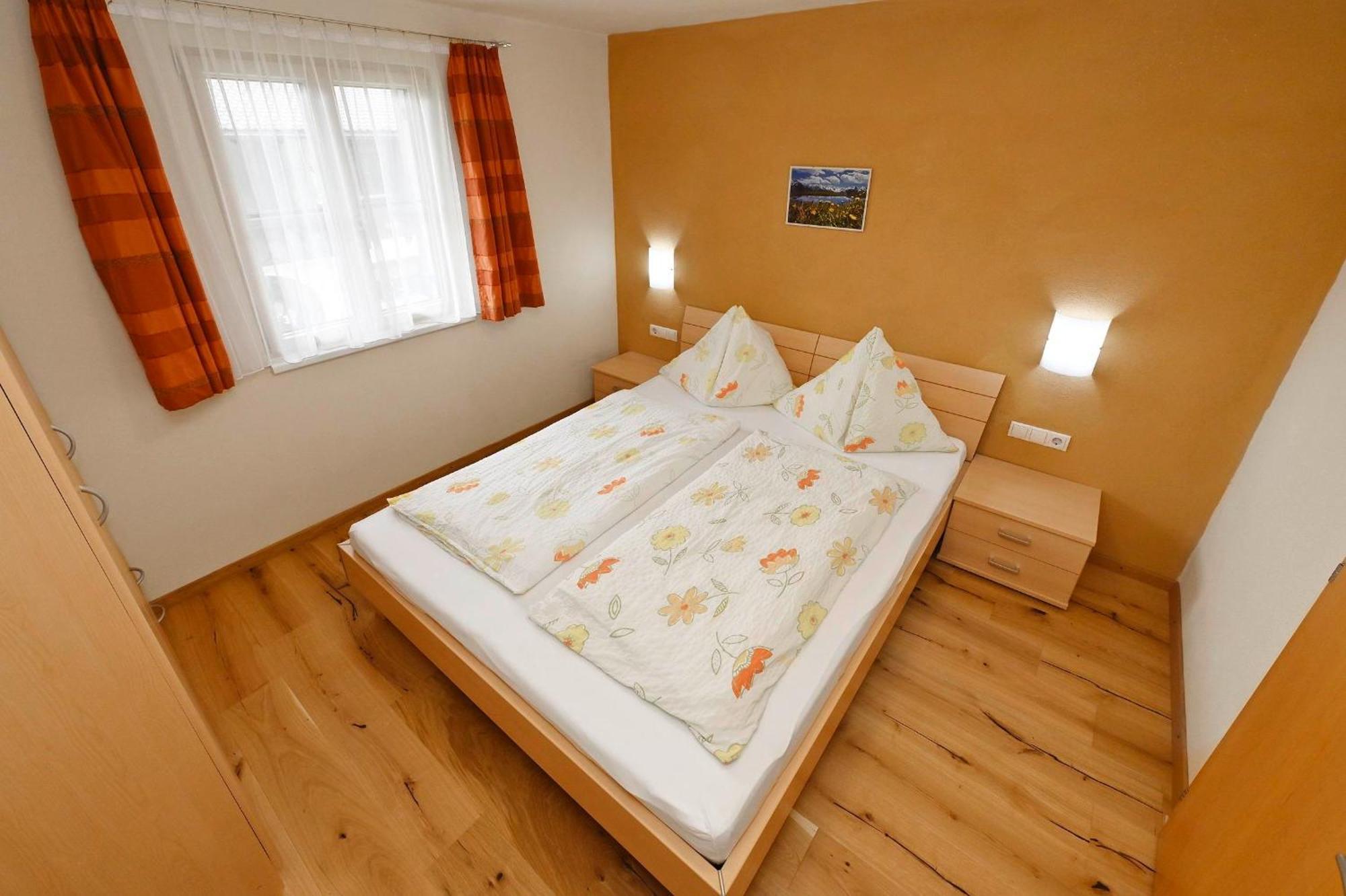 Ferienhaus Schwarzhans Schruns ภายนอก รูปภาพ